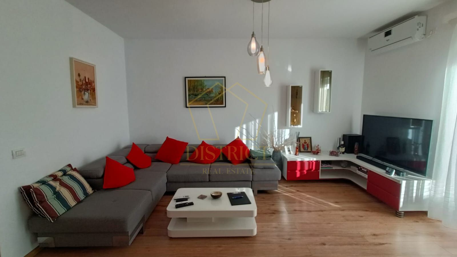 Apartament modern cu 2 camere | Zona Lidia/Braytim - Poză 1