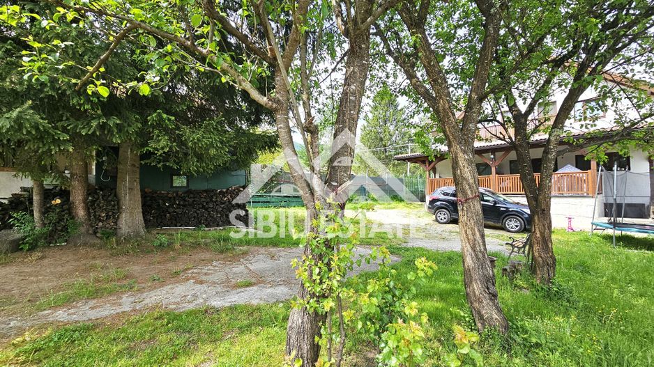 Casa 6 camere, teren 1000 Sibiu Tocile - Poză 4