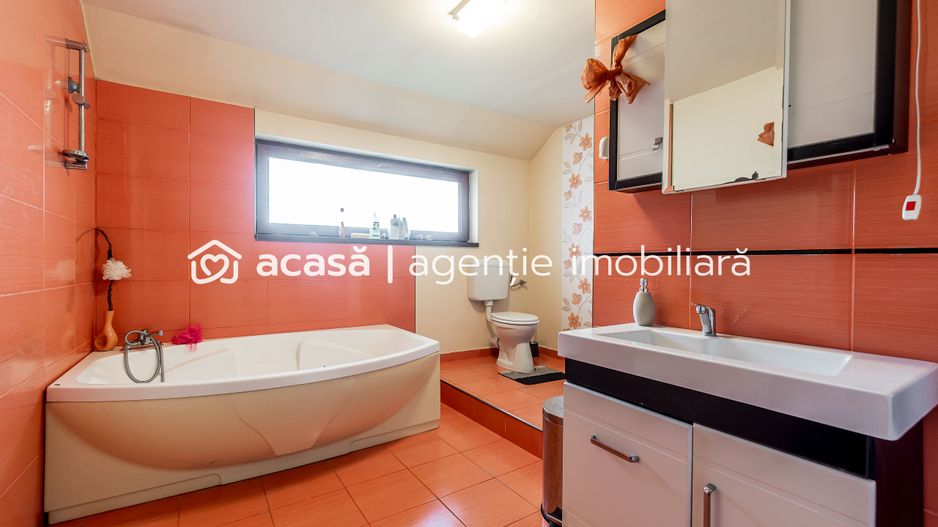 VILĂ MODERNĂ CU PISCINĂ, SAUNĂ- COMISION 0% – ARADUL NOU - Poză 11