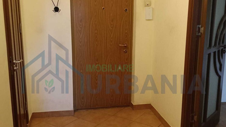 Apartament 2 camere ultracentral, Piața Unirii, lângă Hotel Unirea, etaj 1 - Poză 3