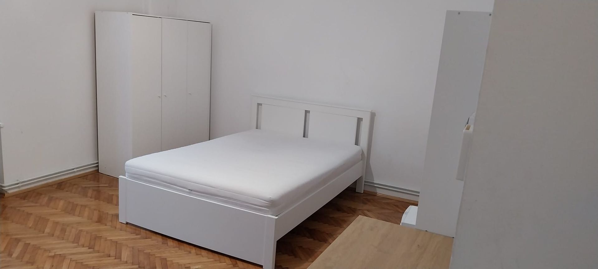 De inchiriat apartament in zona ultracentrala - Poză 5