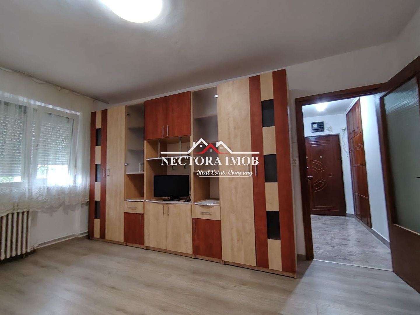 NECTORA IMOB-Apartament 2 camere, Zona Rogerius, Etaj 3,Mobilat/Utilat - Poză 3