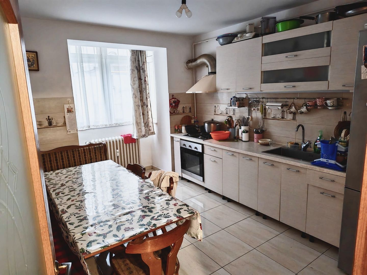 Apartament cu 4 Camere de Vânzare Parter I Suceava/Central I 130.000E - Poză 24