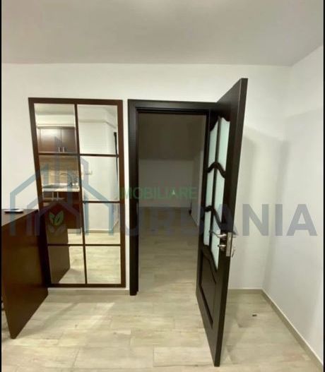 Spatiu birouri /Apartament 2 camere de închiriat spate tribunal Iasi - Poză 1