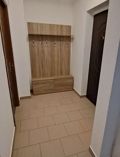 Apartament 2 camere renovat complet, etaj intermediar, liber imediat - Poză 10