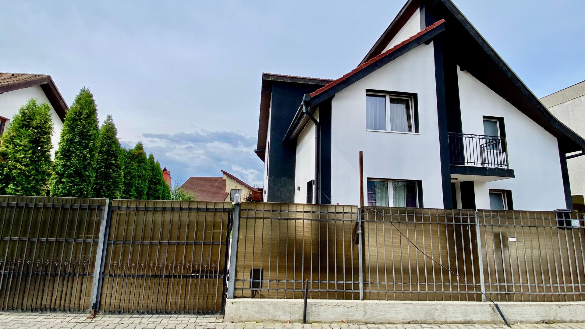 Casa Individuala cu potential Enorm! Sibiu - Poză 4
