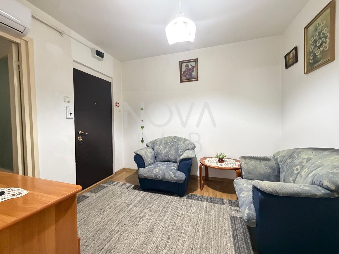 Apartament de inchiriat 3 camere etajul 4, cu lift,  Zona Vasile Aaron - Poză 11