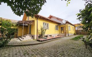 Casa cu 4 camere, 2024 mp teren, la asfalt, cu utilitati, Vintu de Jos - Poză 1