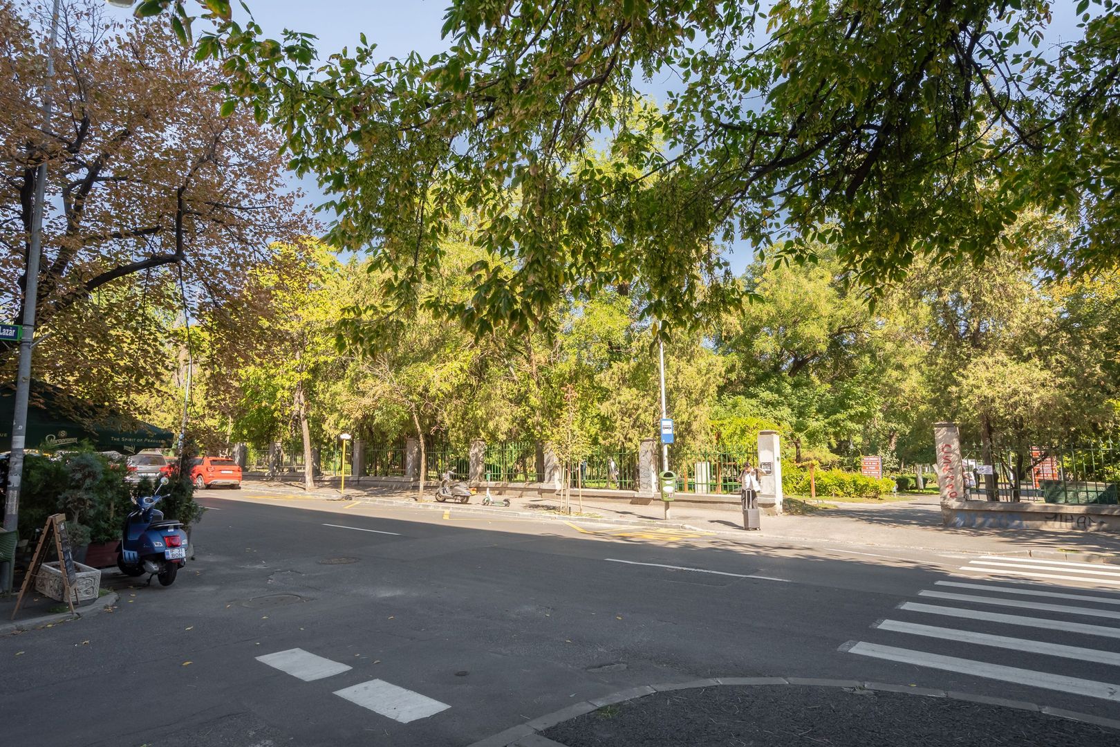 COMISION 0% - Garsoniera cu vedere spre Parcul Cismigiu - bloc Diham ( MAI) - Poză 15