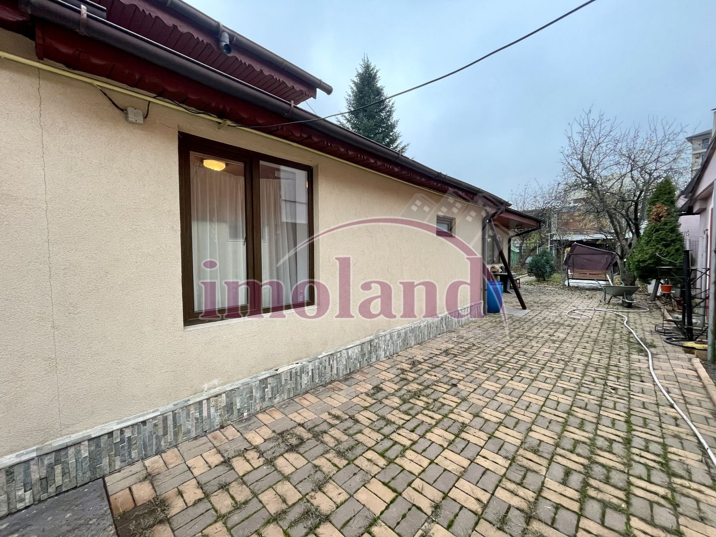 Casă parter 123 mp, complet renovată, curte generoasă, teren 400 mp - Giulesti - Poză 6