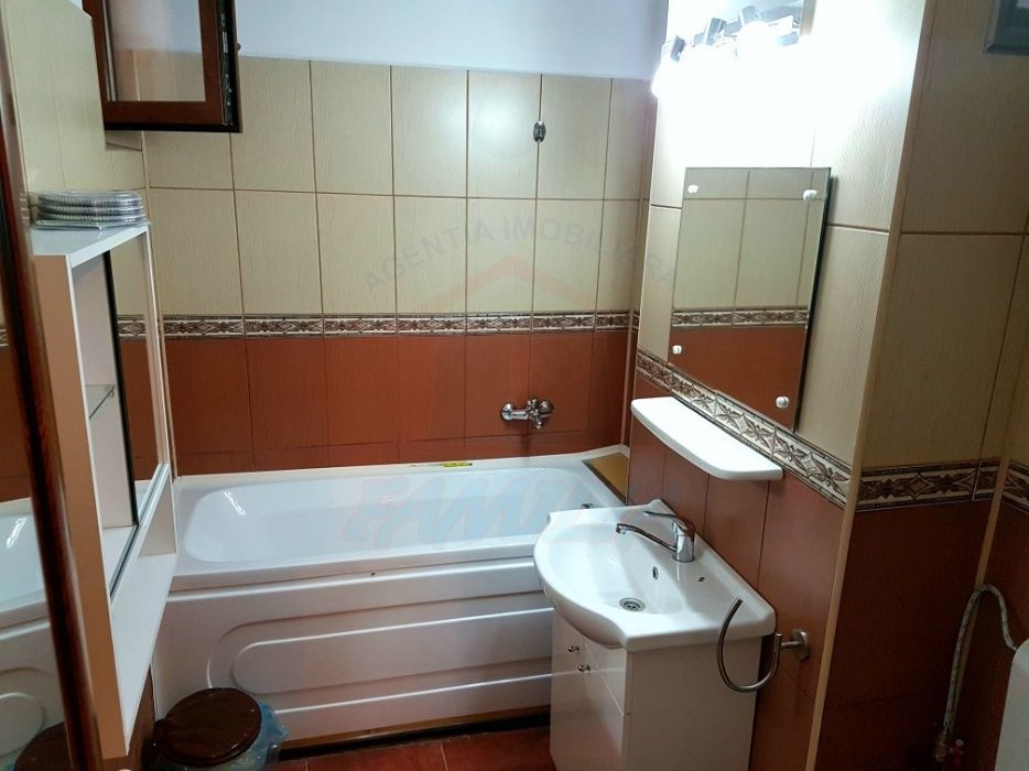 Inchiriere apartament 2 camere decomandate,Trei Star - Poză 4