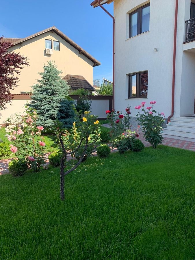 Bragadiru, vila individuala , 8 camere, piscina exterioara - Poză 3