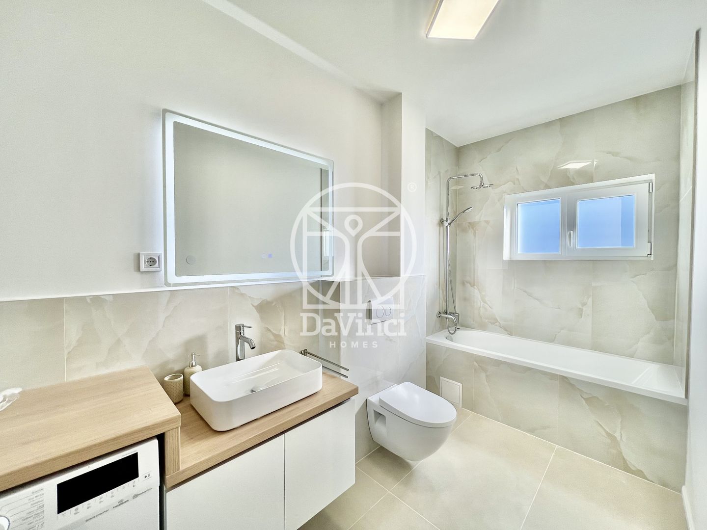 Apartament 3 camere, 2 bai, aer conditionat (NCL-37D-Mo-ap.3) - Poză 10