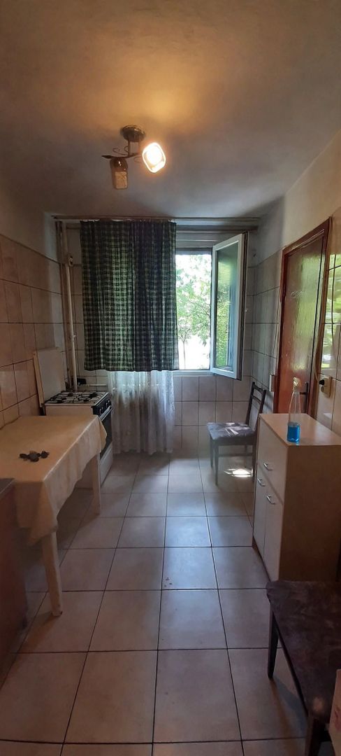Vanzare Apartament  3 camere decomandat, parter, 68 mp,  metrou Valea Ialomiței - Poză 5