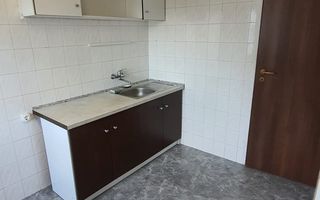 Închiriez apartament 3 camere, nemobilat, Piața Muncii, pentru locuit - Poză 6