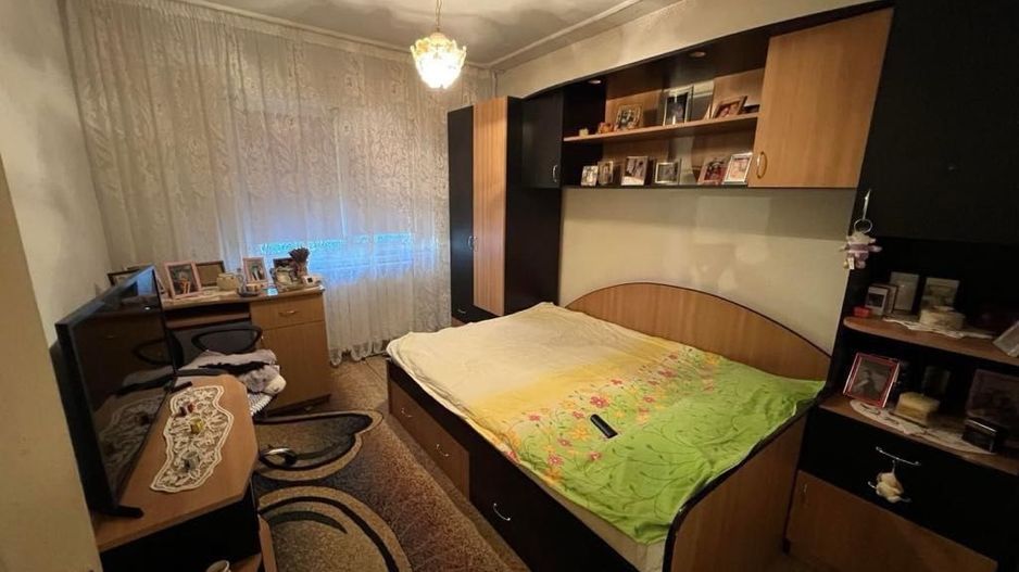 Apartament  3 camere, etaj 4/4, Micro 21 - Poză 3