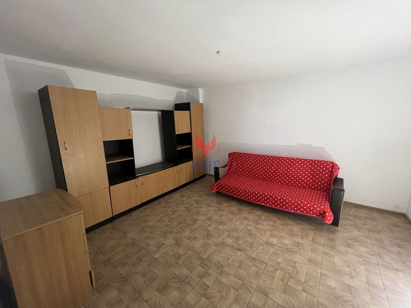 Casa Impartita in 3 Apartamente, Bariera Valcii - Poză 8