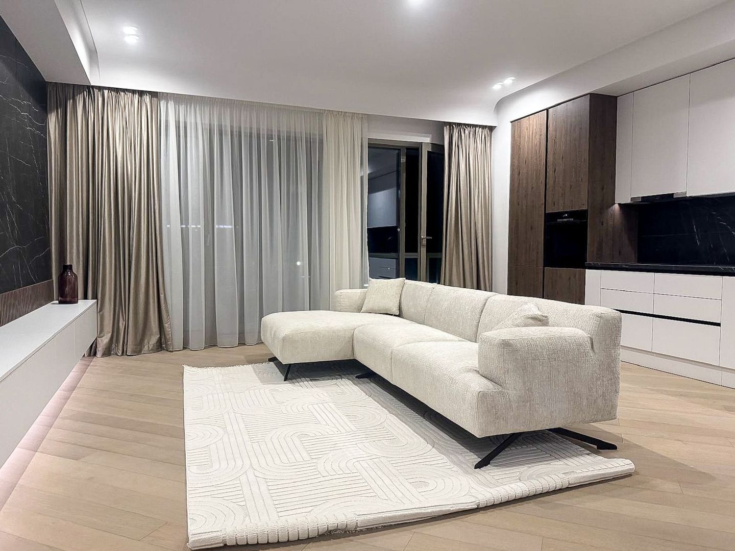 Chirie I Apartament 3 camere I Iancu Nicolae I Cortina 126 - Poză 1