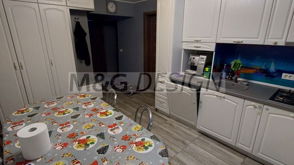 Apartament 3 camere zona Kiriac - Poză 3
