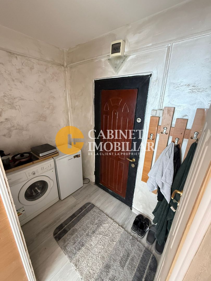 Garsoniera Recent Renovata - Zona Podu Ros - Poză 3