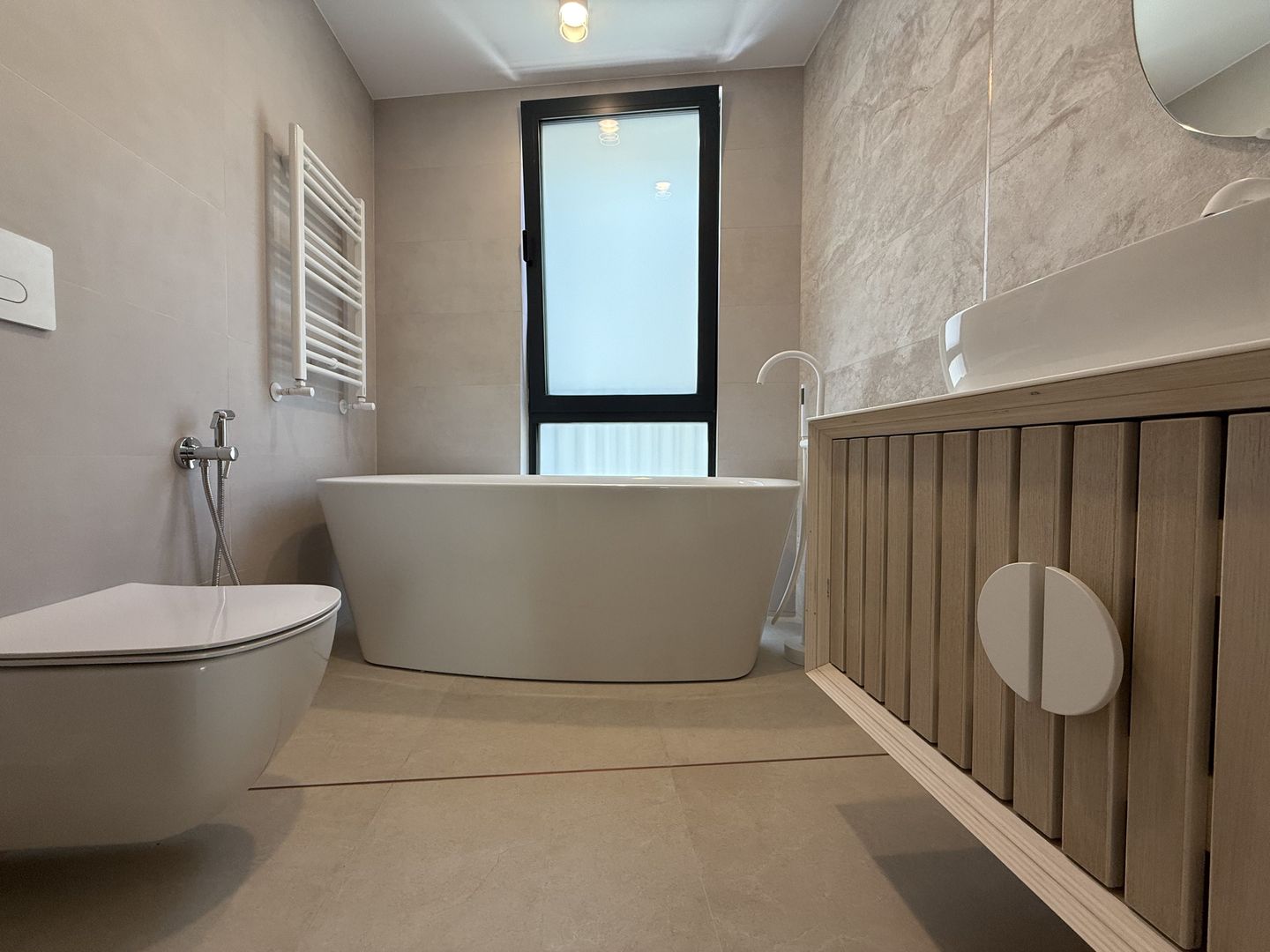 Ultracentral | 3 camere | 37 mp terasa | Centralis | Parcare - Poză 14