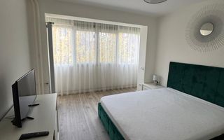 Apartament 2 camere, renovat si amenajat modern, metrou P-ța Unirii la 10 min. - Poză 9