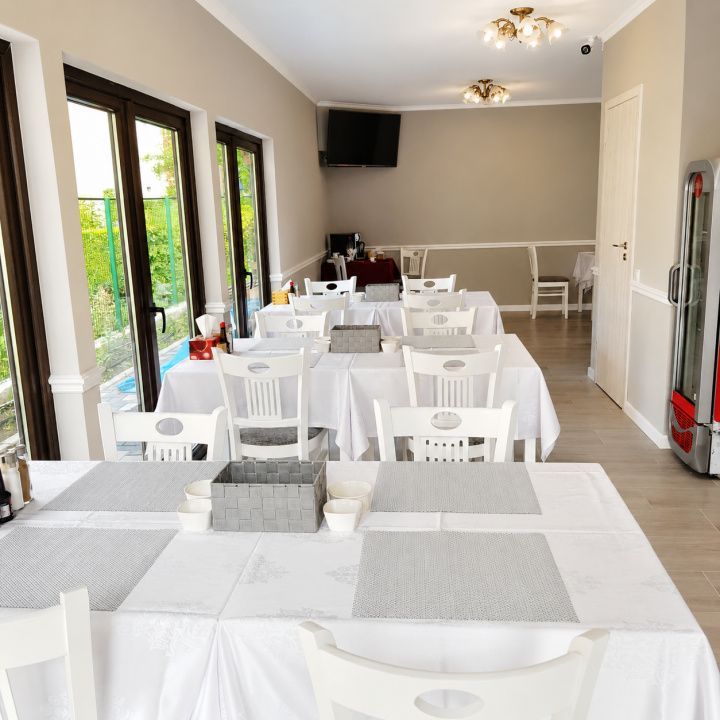 Pensiune Busteni, 14 camere, teren 900 mp, zona Libertatii, Acceptam Rate - Poză 7