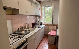 Apartament 2 camere-etaj 2-balcon-Zona Lama - Poză 3