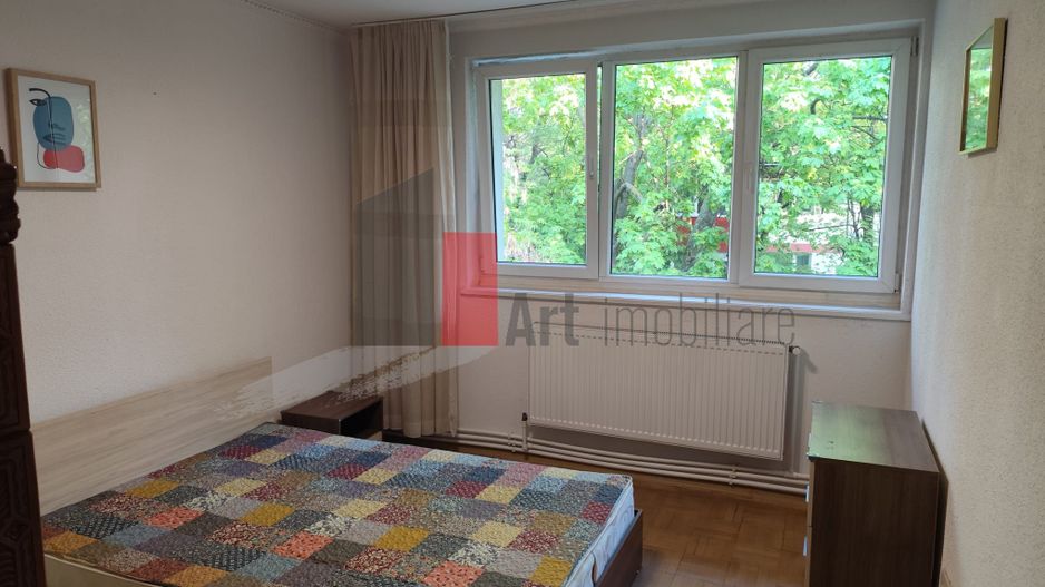Apartament de vanzare cu 2 camere in zona Pajura. - Poză 1