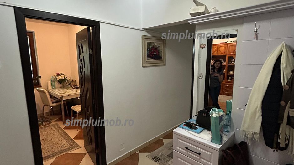 Decomandat spatios posibilitate centrala proprie 3 cam Obregia - Poză 5