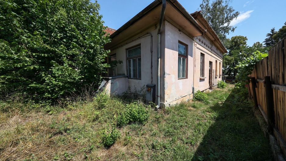 Casă spațioasă în centrul orașului Sfântu Gheorghe | Teren 1300 mp - Poză 7