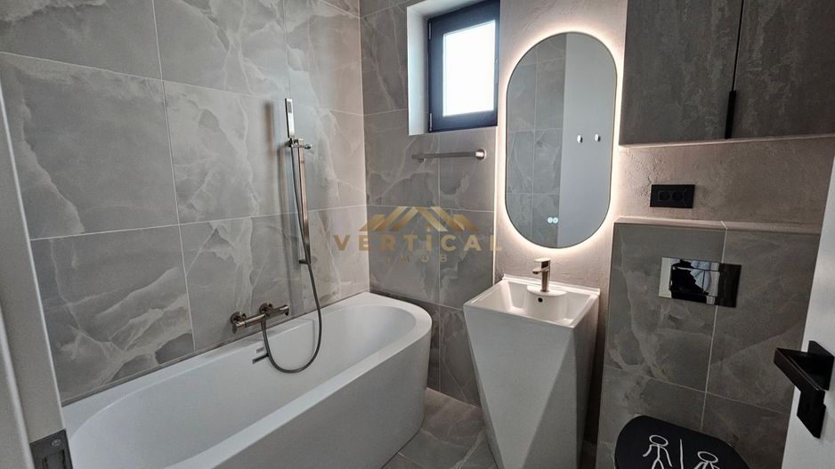 Eleganță, tehnologie și confort într-o singură proprietate - Poză 5