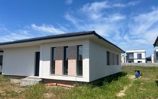 Casa parter Tunari 5 camere curte 500m2, UTILITATI, zona buna - Poză 1