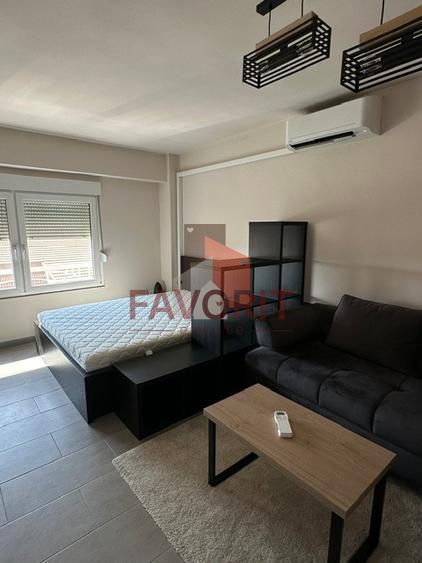 1 camera | Renovat lux | Centrala proprie | Lift | Zona excelenta | - Poză 2