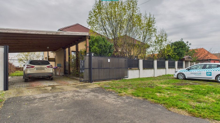 Casă individuală spațioasă, la 10 km de Timișoara - Poză 3