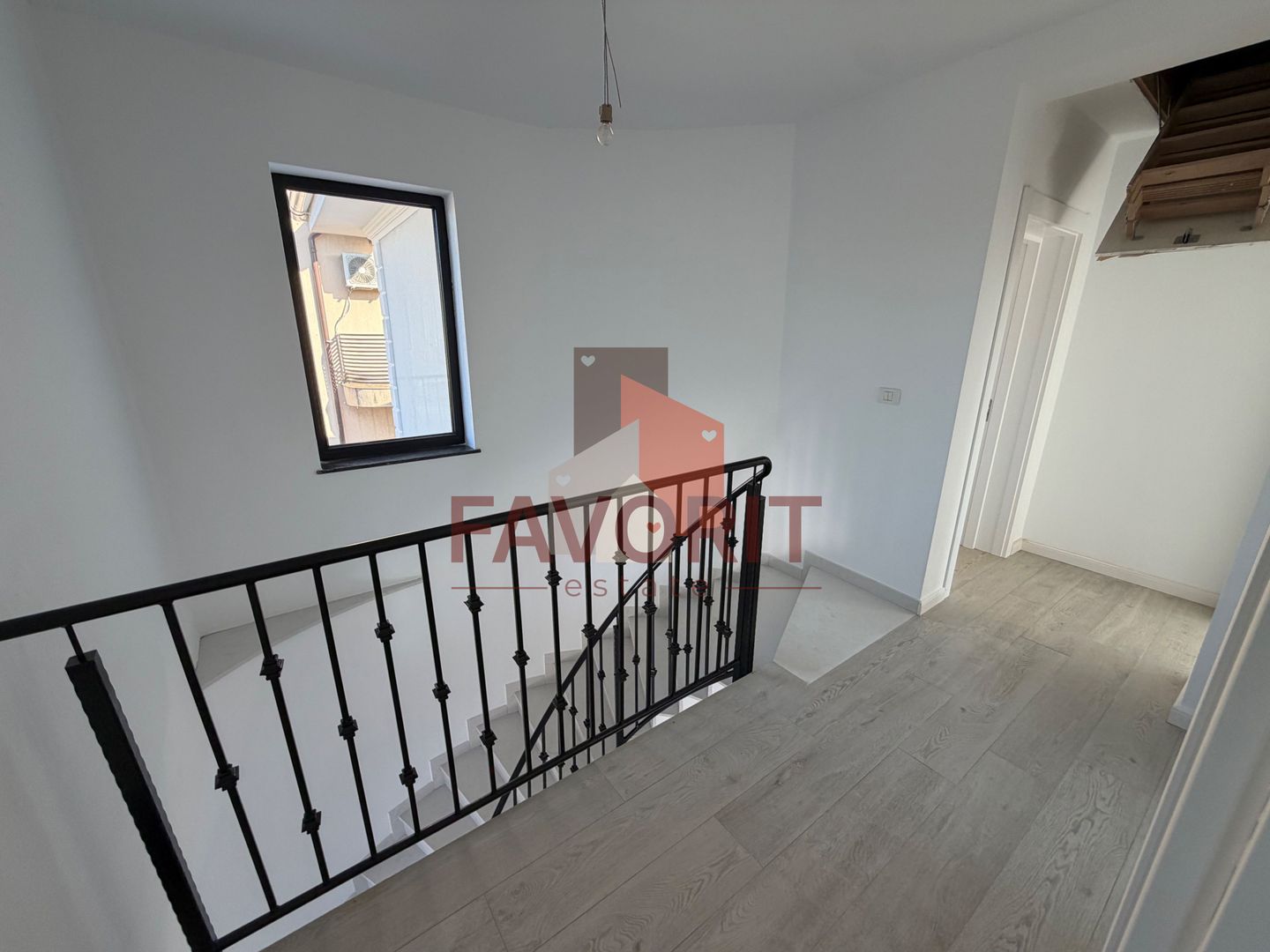 Casa individuala. 172 mp utili. Garaj. Disponibila imediat - Poză 27