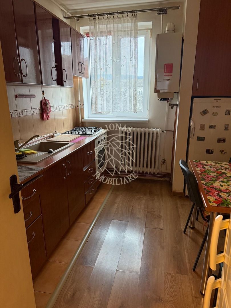 Apartament decomandat 3 camere 81,4 mp+balcon- Zona Str. Nasaudului - Poză 2