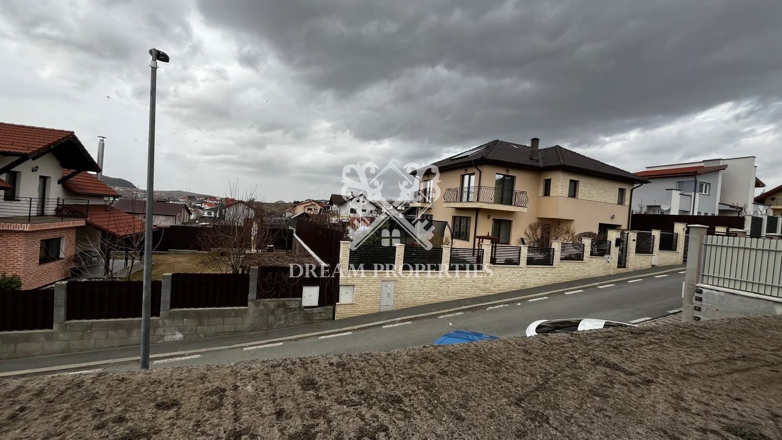 Duplex de vanzare 4 camere, 2 bai, teren 240 mp, intrare Chinteni - Poză 11