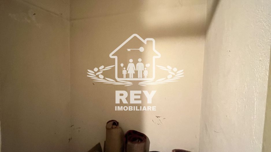 Apartament 4 camere decomandate 4 balcoane etaj 1 Str. Bâlea/Sibiu - Poză 7