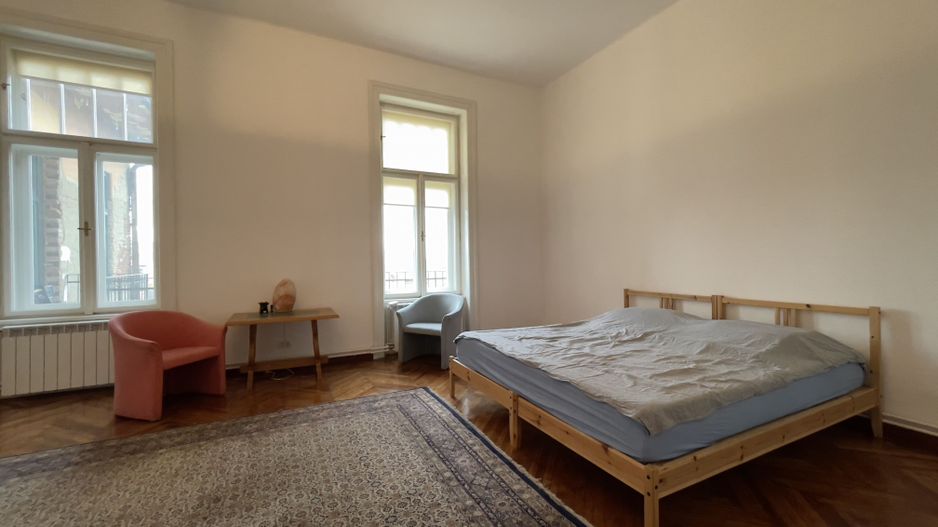 Apartament 5 camere , cladire istorica , renovat complet. - Poză 9