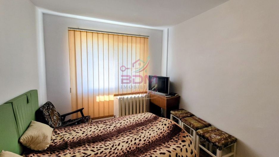 Apartament 3 camere | decomandat | zona Micro 3 - Poză 4