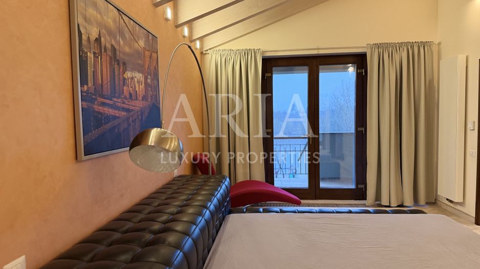 SNAGOV VILA | 36m DESCHIDERE LA LAC | PONTON 250mp | JACUZZI | SPA | BOWLING - Poză 7