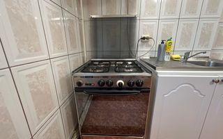 Apartament 3 camere zona de jos - Poză 12