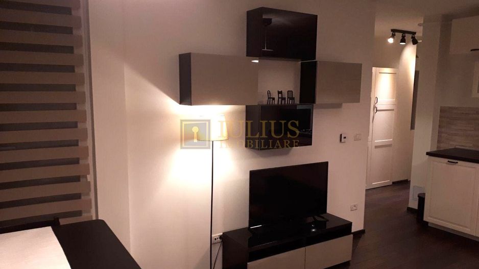 Apartament cu 2 camere langa Spitalul Judetean, loc de parcare - Poză 3
