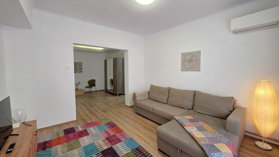 Piata Romana, 4 camere 138 MP total, Etaj 2/9, renovat - utilat, liber - Poză 28