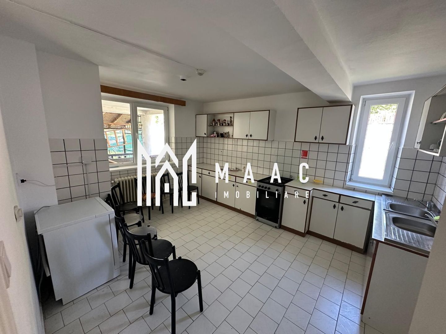 CASA DE INCHIRIAT I CISNADIE I SPATIU EDUCATIONAL - Poză 35