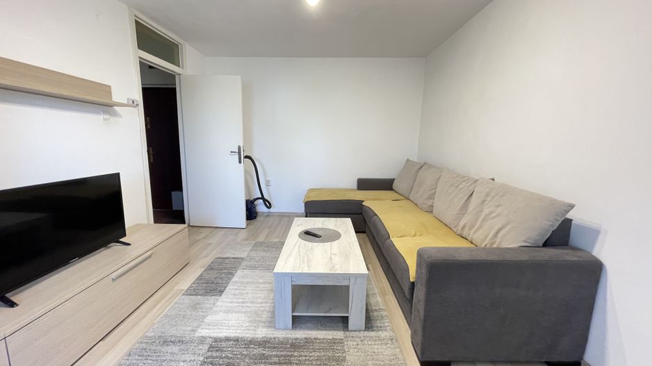 Apartament cu doua camere in zona Aradului - Poză 1