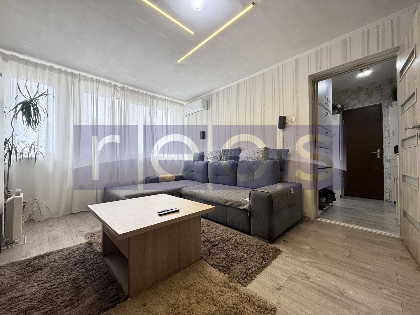 VÂNZARE 3 CAMERE | ZONA TITAN | MOBILAT ȘI UTILAT - Poză 2