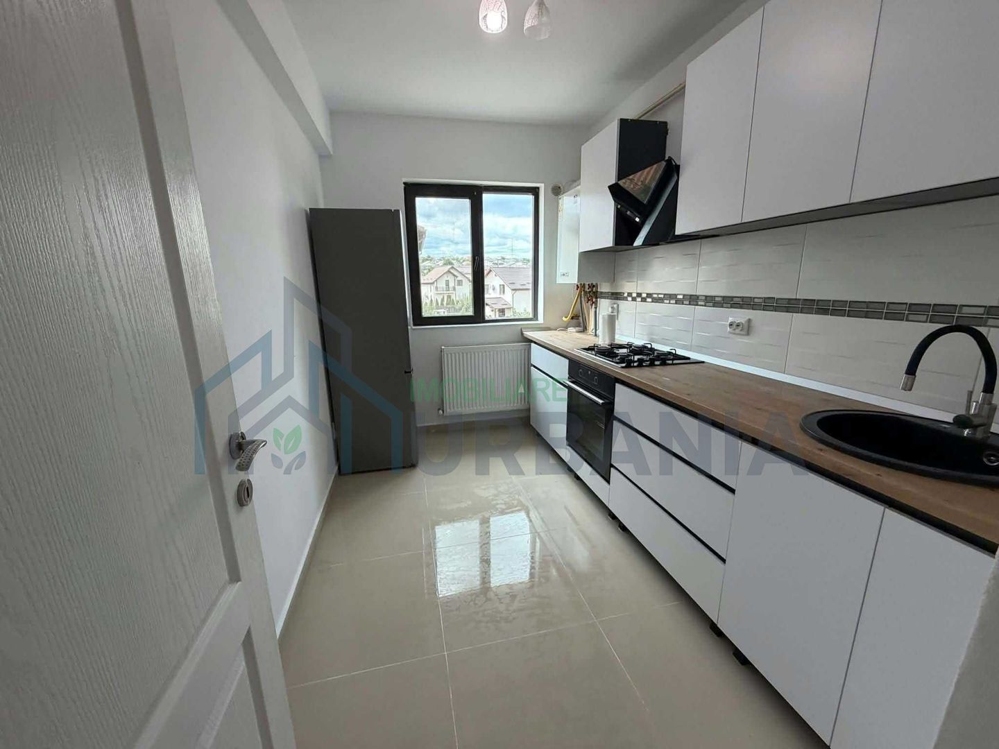 Apartament 2 camere de închiriat în Iasi, Lunca Cetatuii - 350 euro - Poză 1