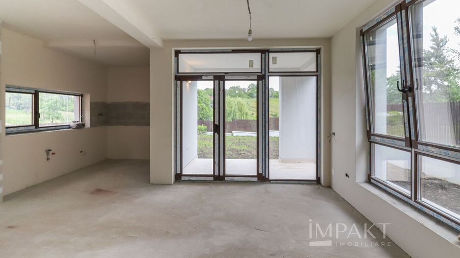 Case cuplate 5 camere si teren de 700 m2 in Feleacu - Poză 10